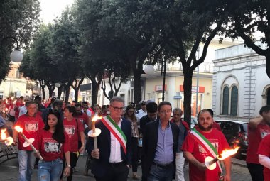 "Paolo Vive". Il sindaco di Galatina sceglie la fiaccolata in ricordo di Borsellino per la sua prima uscita ufficiale fuori città