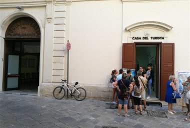 "13000 euro per lo Iat di Galatina"