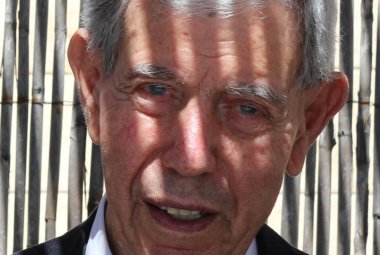 "Nella vita, sulla scia del grande Maestro, ha indossato i panni del pellegrino"