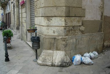 Monitor 4015, alla ricerca dei rifiuti galatinesi