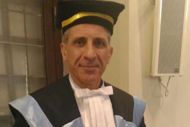 Michele Sponziello è dottore in Economia Aziendale