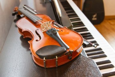 "Nessun Parli...musica ed arte oltre la parola”