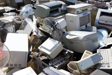 Come gestire i rifiuti elettrici ed elettronici
