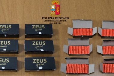 Sequestrati 309 petardi venduti senza licenza