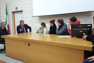 Scuola al freddo. Gabellone: "Seguirò personalmente la vicenda e la risolveremo"