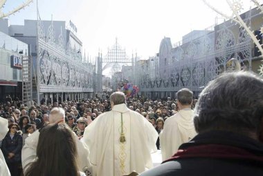 L'Arcivescovo ha acceso la fòcara