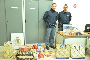 Bloccata banda di ladri nei supermercati