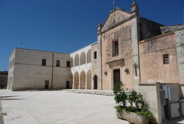 La “Tavola di San Giuseppe in piazza”
