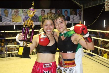 Alessia Coluccia e Lal Lisi in Thailandia