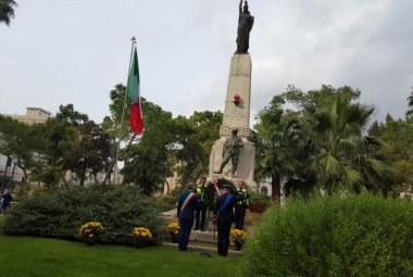 "La guerra non sia mai più una strada percorribile"