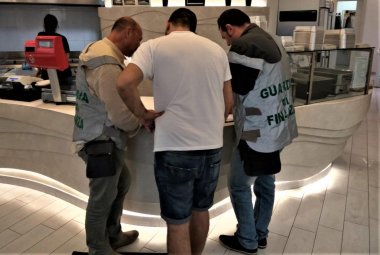La Guardia di Finanza scopre, in Puglia, in due giorni 103 lavoratori in nero 