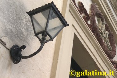 Ha cento anni l'illuminazione pubblica di Galatina