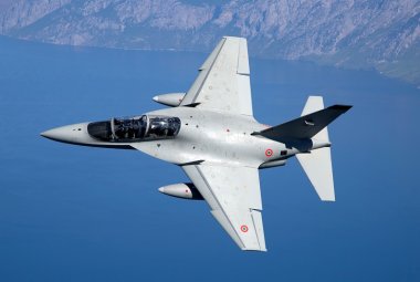 Consegnati alla base di Galatina due nuovi aerei T-346