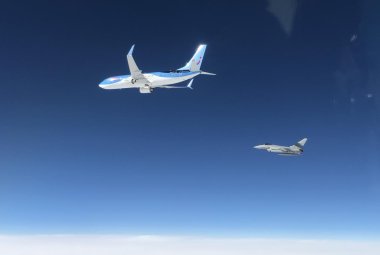 Due caccia da Gioia del Colle intercettano un aereo civile tedesco
