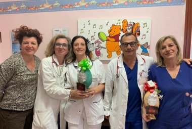 Virtus Basket, donate le uova di “Per un sorriso in più” ai bimbi di pediatria a Galatina