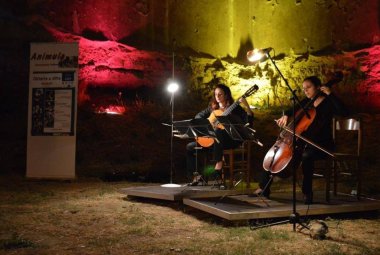 Camilla e Claudia Fiore, chitarra e violoncello per gli 'Amici della Musica'