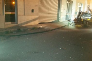 Galatinese perde il controllo dell'auto e abbatte un armadio Enel e un palo della pubblica illuminazione