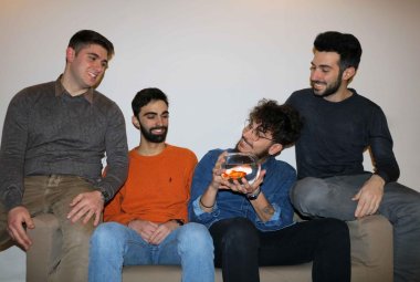 “9seconds”, un'app per non usare le app progettata in Unisalento
