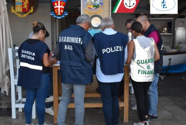 Controlli amministrativi e penali nel mercato ittico di Gallipoli
