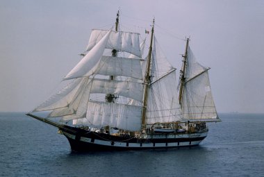 Nave Palinuro in sosta ad Otranto