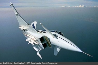 Caccia italiano intercetta su Venezia un ultraleggero austriaco privo di piano di volo