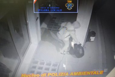Fotografati e sanzionati a Galatina altri sporcaccioni
