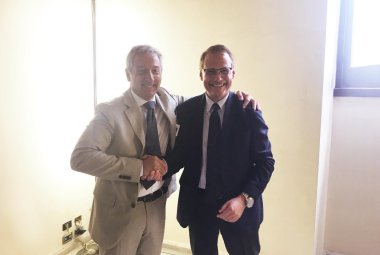 Scambio di consegne fra Zara e Pollice