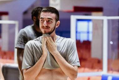 Francesco Serra, cestista galatinese, convocato in serie A