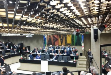  Il Consiglio regionale dichiara all'unanimità l’emergenza climatica ed ambientale in Puglia
