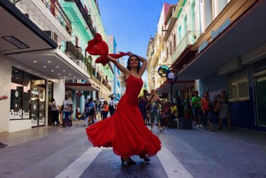 La Notte della Taranta con la pizzica conquista Cuba 