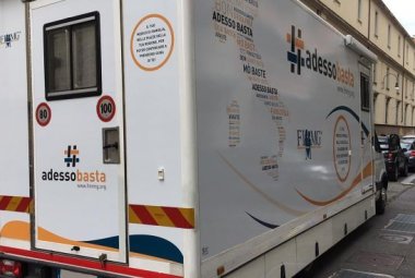 In piazza il camper dei medici di famiglia