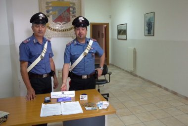 Si spacciavano per volontarie, erano truffatrici di Collepasso. Denunciate