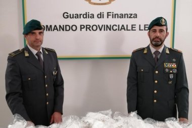Sequestrate nel Salento oltre 5500 mascherine non conformi e vendute con un ricarico del 400%
