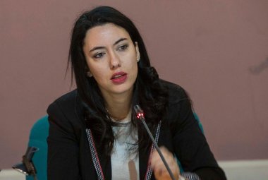 "Concorsi a scuola solo per titoli". Il presidente della Regione Puglia scrive al ministro Azzolina