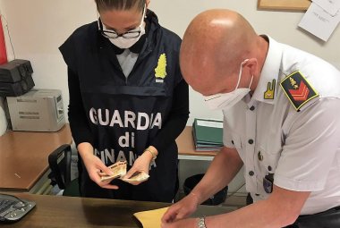 Arrestati un funzionario Asl Lecce ed un imprenditore con l'accusa di corruzione