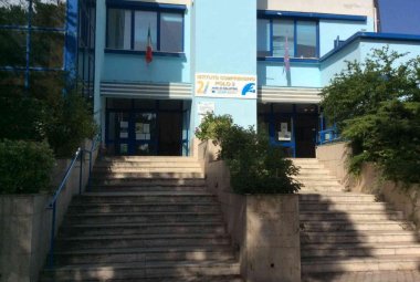 "Nessuno può fermare la SCUOLA. Neanche il coronavirus"