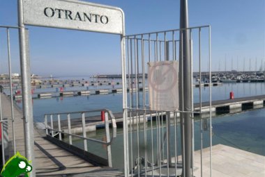 Il Tar dà ragione al Comune di Otranto: i pontili possono restare dove sono