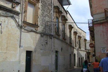 Il centro chiuso al traffico nelle notti estive