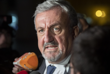 Michele Emiliano: "Per le scuole pugliesi nessun cambiamento"