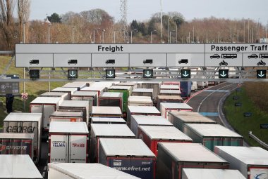 Il blocco dei trasporti verso la Gran Bretagna mette a rischio oltre 385mila euro di cibo e bevande made in Puglia