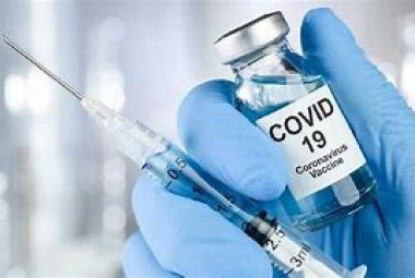 COVID-19. Al via in tutta la Puglia le vaccinazioni del personale scolastico e degli ultra ottantenni