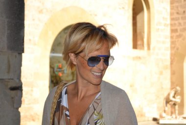 "So di non sapere". Ada Fiore presenta 'Vota Socrate', il suo primo libro