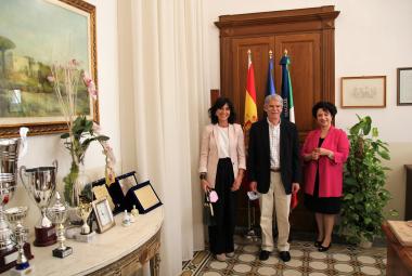 L'Ambasciatore di Spagna in visita al 'Capece'