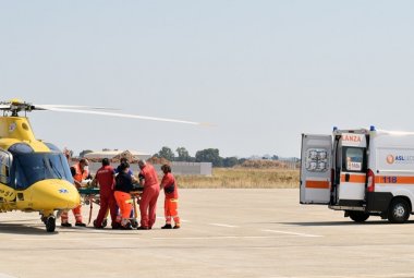 Due feriti gravi elitrasportati sul piazzale dell'Aeroporto di Galatina e trasferiti al Fazzi