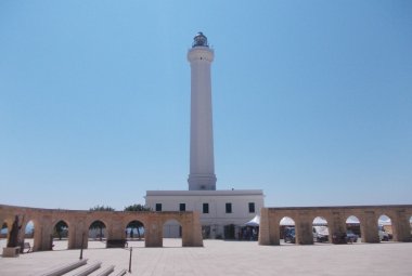 “Fede, cultura e pellegrinaggi tra Atlantico e Mediterraneo. Da Finisterre a Santa Maria di Leuca de finibus terrae”,