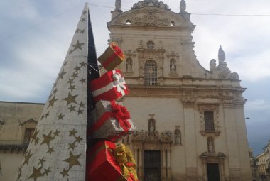 In Piazza San Pietro un albero di Natale alto 15 metri