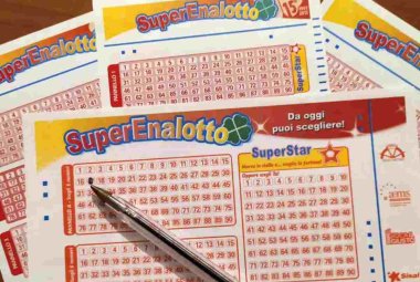 Superenalotto, centrato ad Aradeo un "5" da ventimila euro