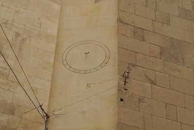 "Disgustato dalla sciatteria e dall’incuria presenti nel Centro Storico di Galatina"