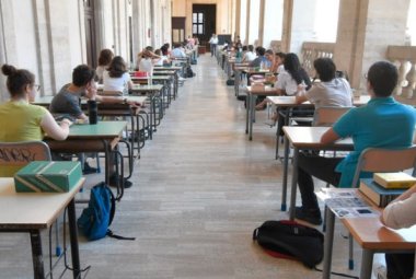 Esame di Maturità. Tornano le prove scritte in presenza