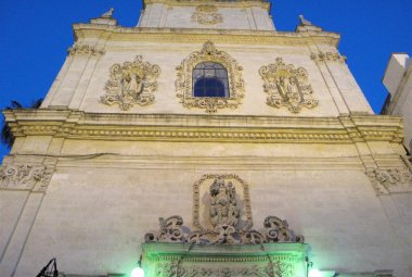 A luglio un falso venditore di cera truffò la Confraternita del Carmine di Galatina. È lo stesso denunciato ieri a Campi?